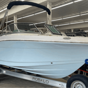 2026 Robalo R207 Dual Console for Sale