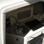 2000 Sea Ray 240 Sundancer Interior