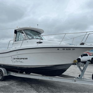 2004 Seaswirl Striper 2601 Walkaround I/O for Sale Happy Days Boating