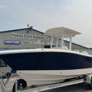 2027 Robalo R230 Center Console