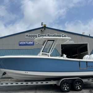 2027 Robalo R250 Center Console